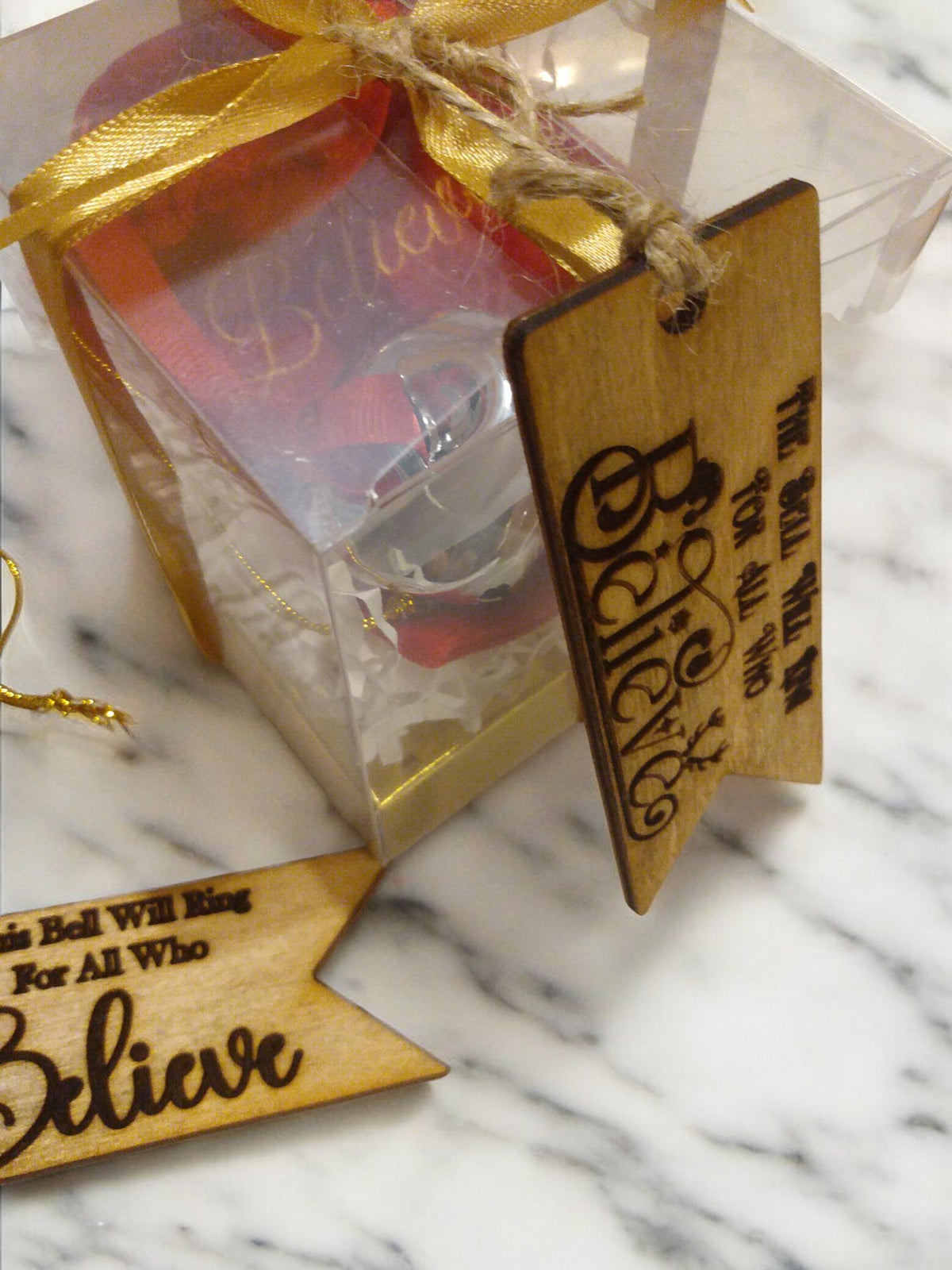 Believe polar bell gift set
